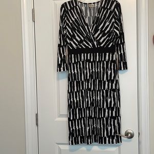 Chicos black and white dress with 3/4 sleeves